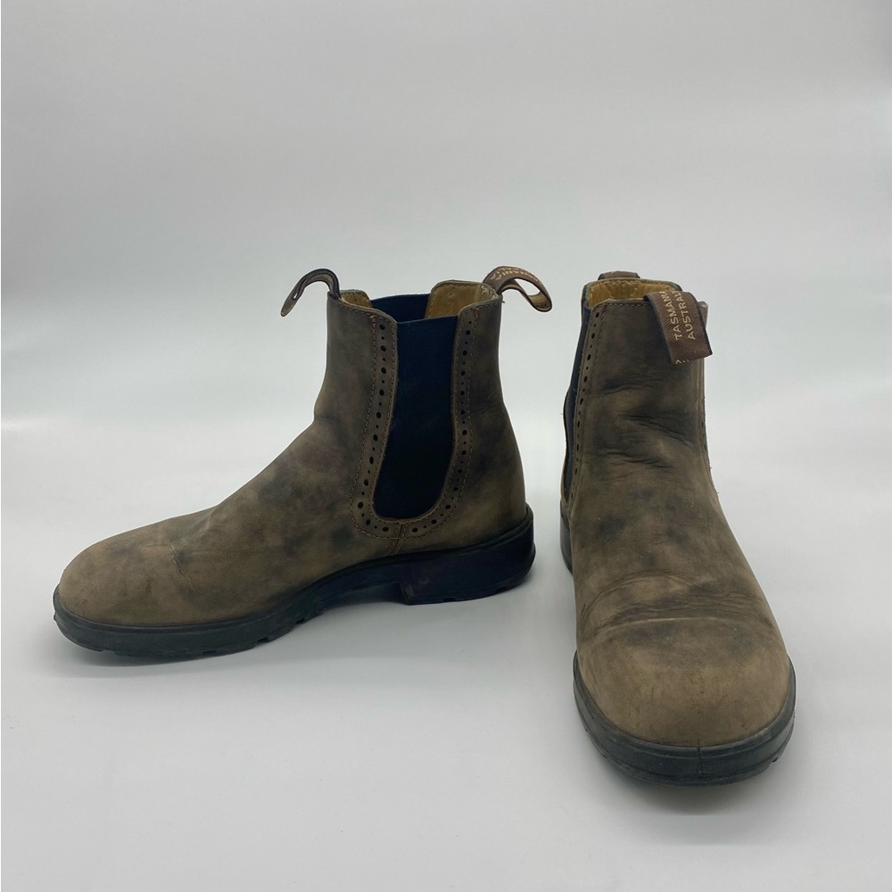 Blundstone size 8 women’s boot high top rustic brown boots
